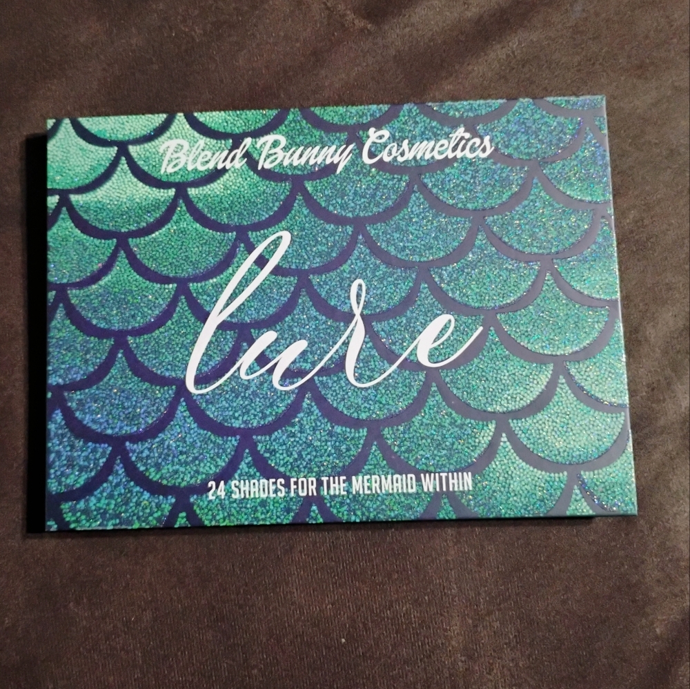 Blend Bunny Cosmetics Palette